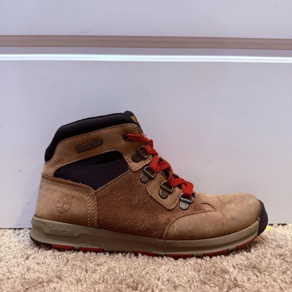 Timberland Boots Boys Size 4.5 Brown Suede Chukka Hiking Trail 2593R Outdoor